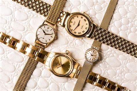 A Handful of Vintage Ladies’ Watches to Celebrate Cocktail Hour